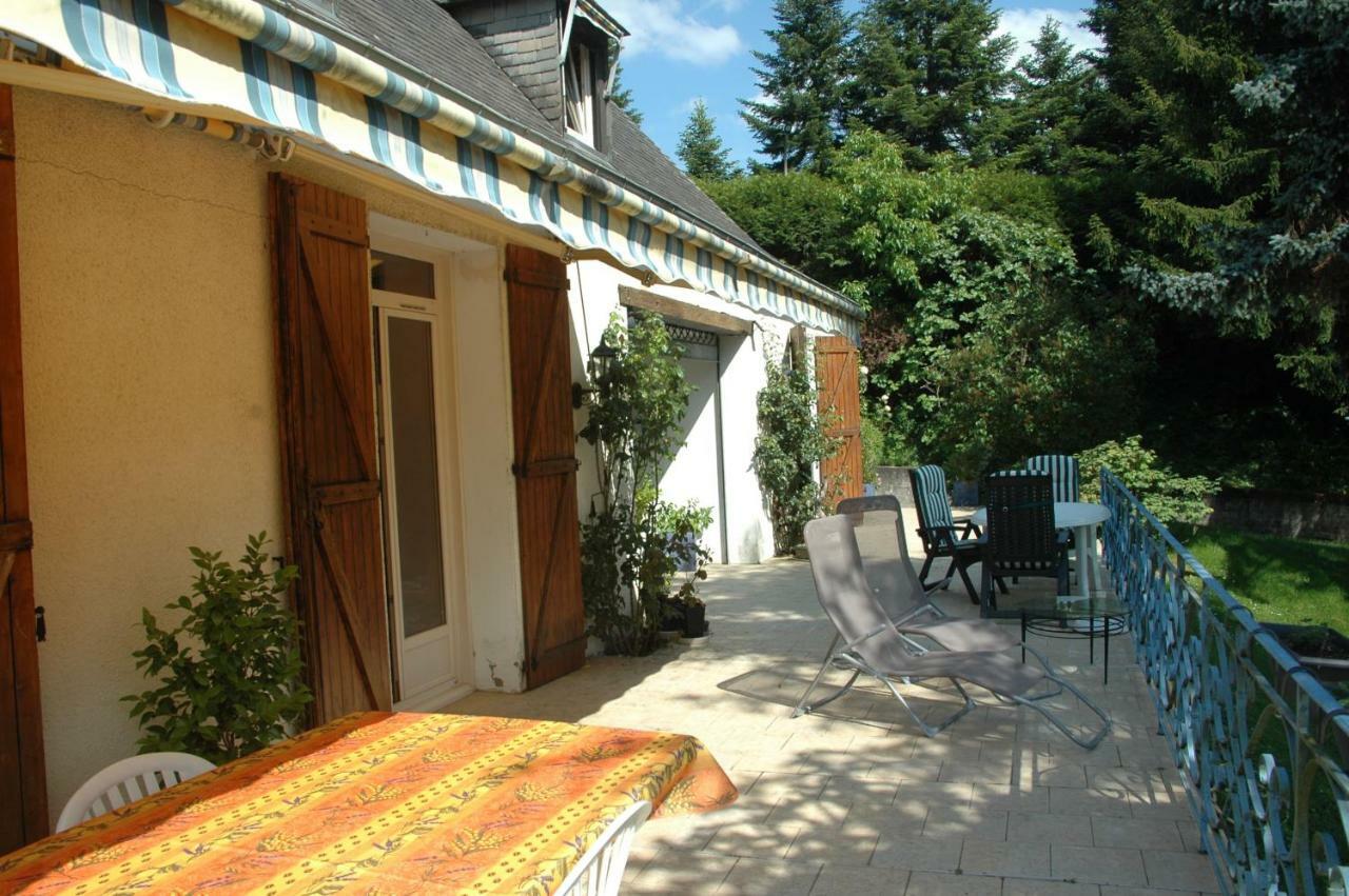 卢德La Demeure Aux Pins住宿加早餐旅馆 外观 照片